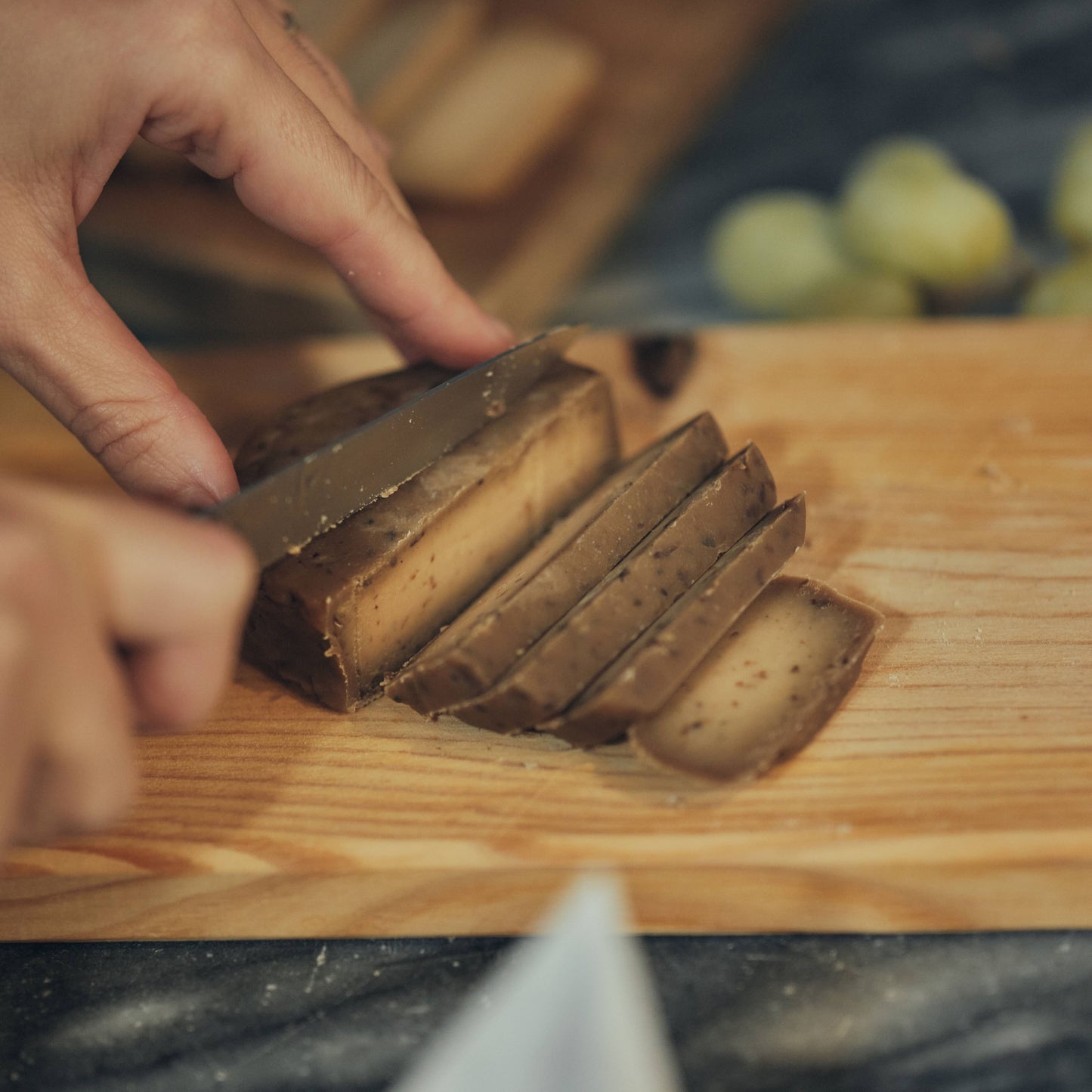 Curado Boletos - MUKA (alternativa vegetal ao queijo com cogumelos silvestres)