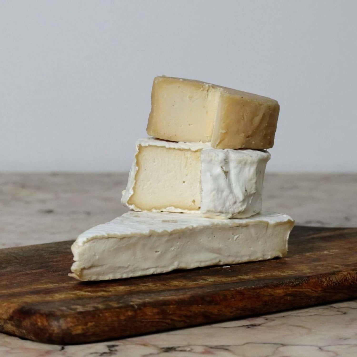 Os Clássicos - MUKA (alternativas vegetais ao queijo)