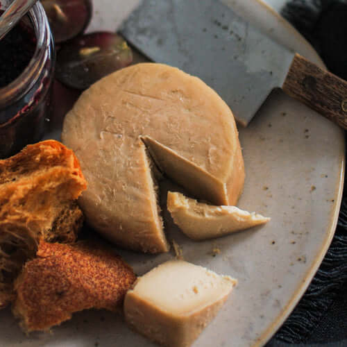 Veden - MUKA (alternativa vegetal ao queijo semi-curado)